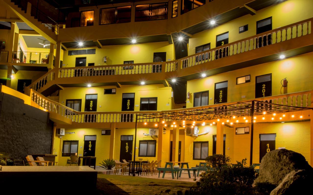 The Hosteller Rishikesh, Tapovan Kültér fotó